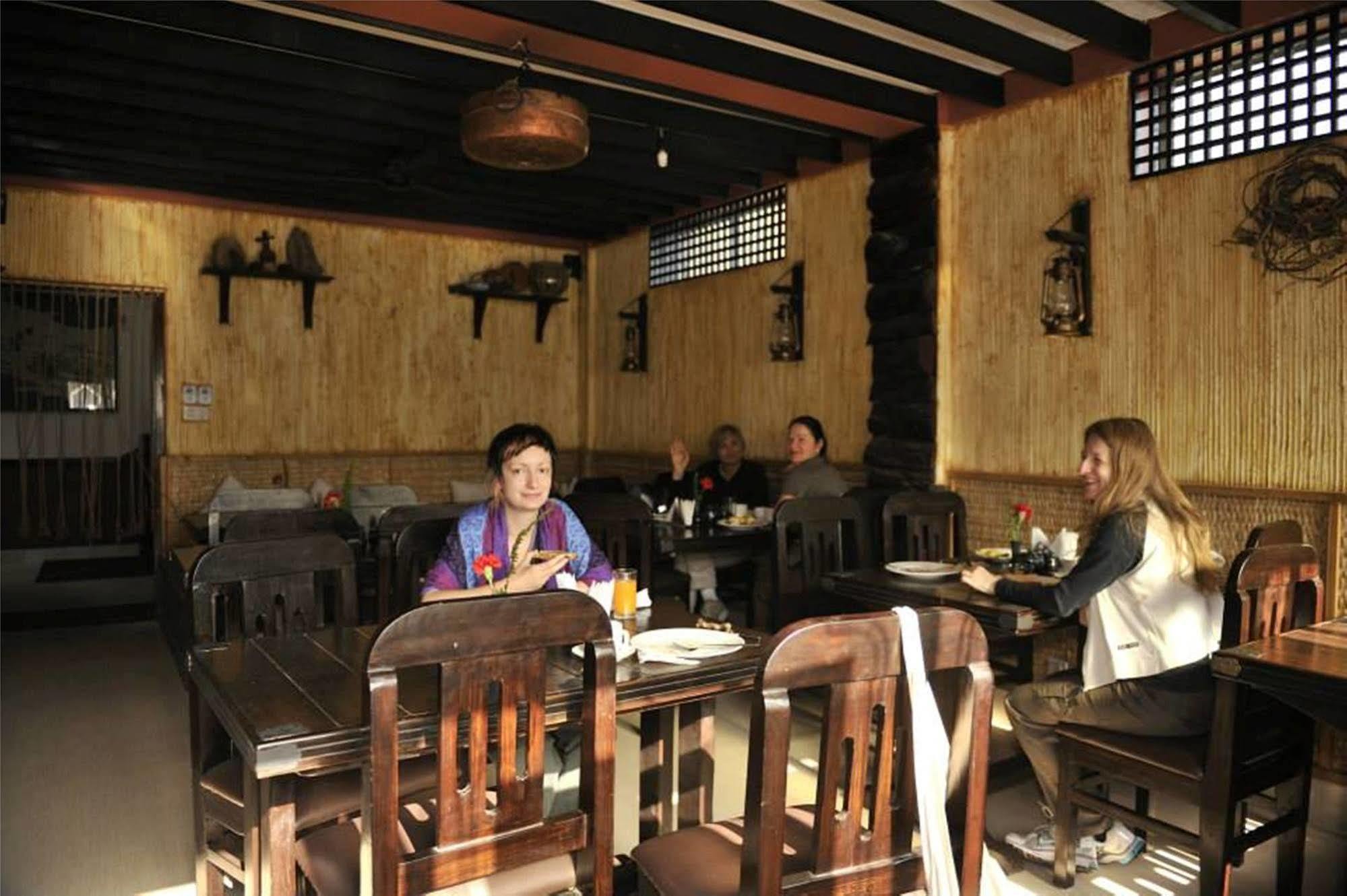 Hotel Dream Pokhara Exterior photo